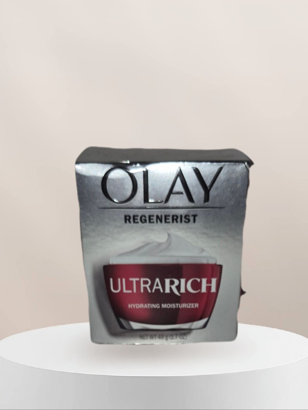Olay Regenerist Ultra Rich Hydrating Moisturizer - Rich Red